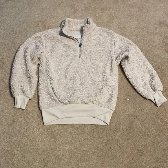 American Eagle pull over - Picture 1 of 2